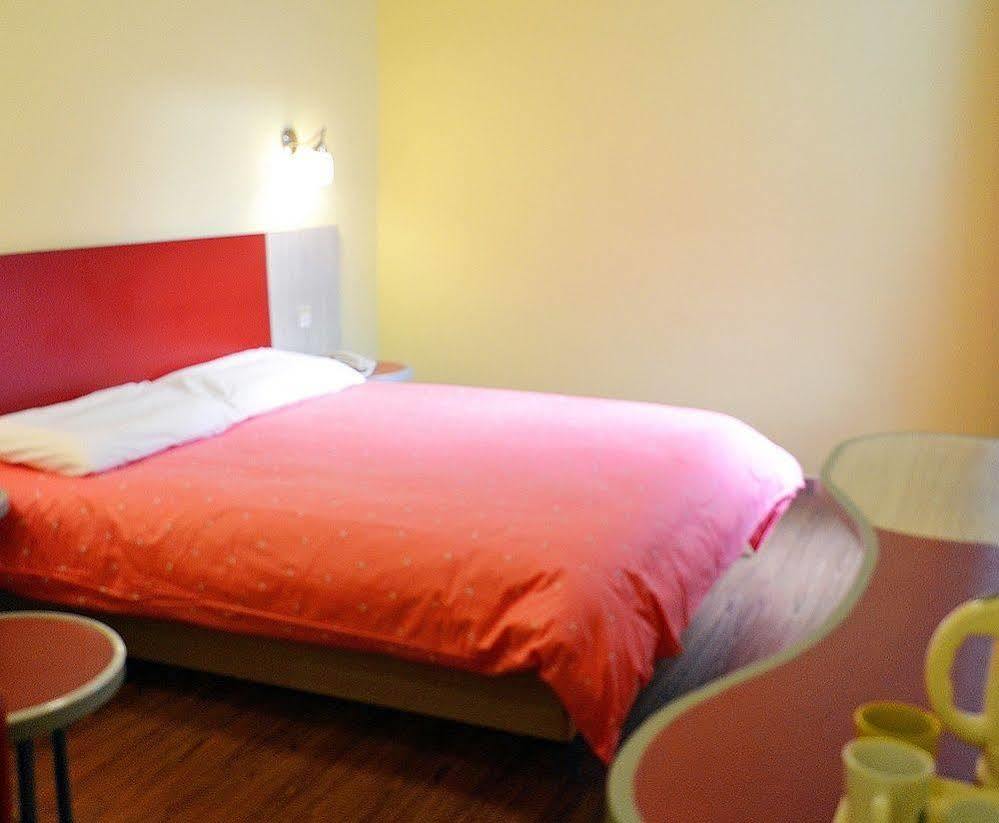 Home Inn Shanghai Century Park Экстерьер фото